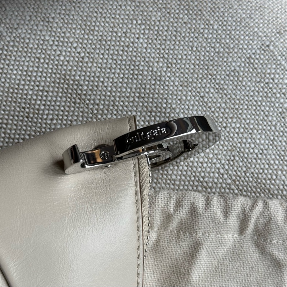 Cult Gaia ubah clutch - Picture 6 of 14